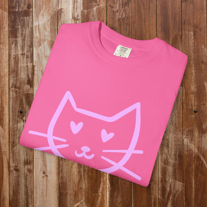 Sweet Cat Face T-Shirt | Minimalist Cat with Heart Eyes | Gift for Cat Lovers