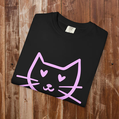 Sweet Cat Face T-Shirt | Minimalist Cat with Heart Eyes | Gift for Cat Lovers
