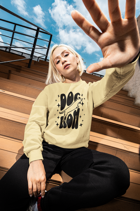  Dog Mom sweatshirt in Butter – retro star graphic garment-dyed Comfort Colors pullover

