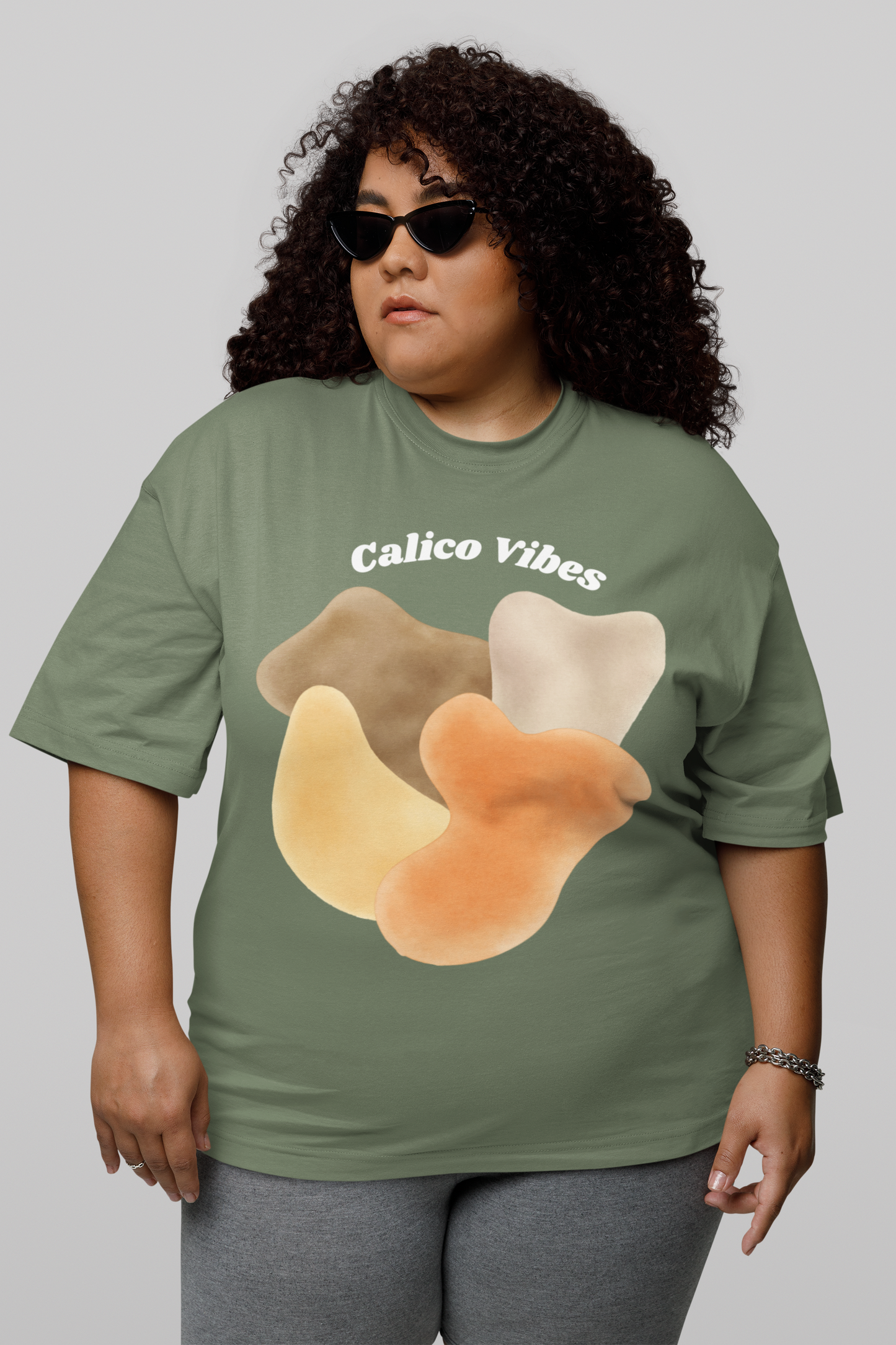 Calico Cat Graphic Tee |Retro Patch Design | Garment Dyed T-Shirt